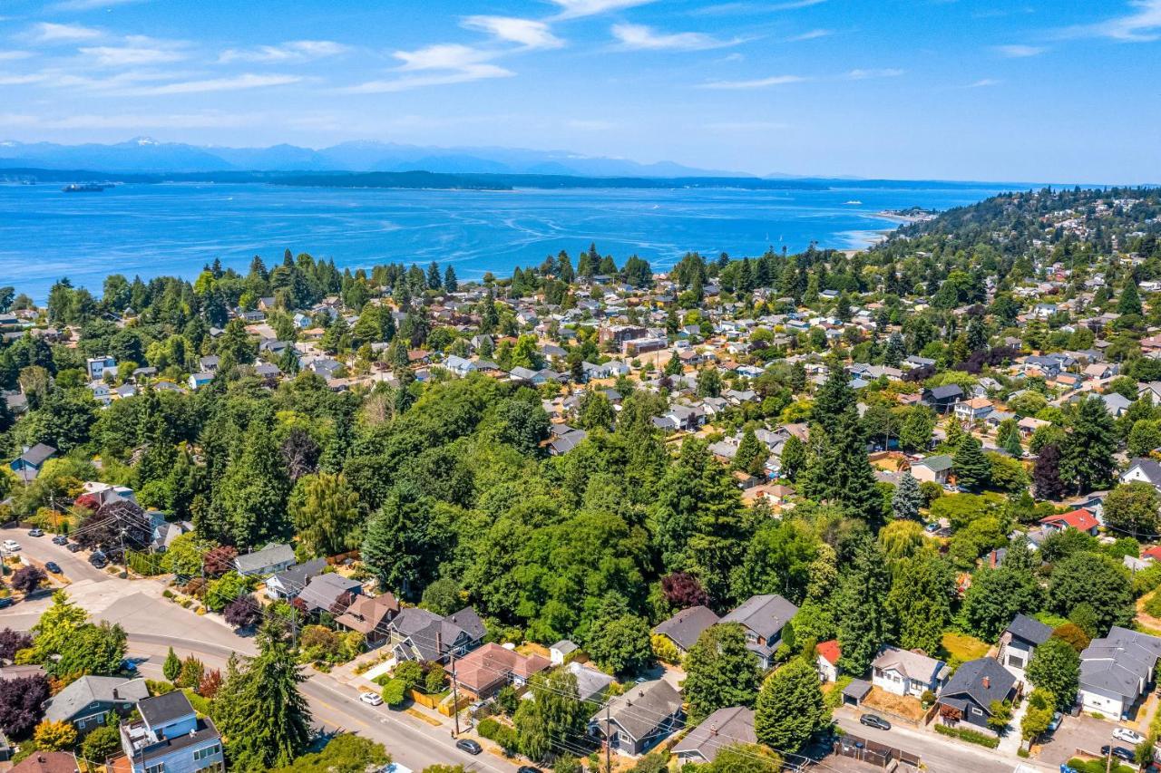 The Treehouse Hotel Seattle Exterior photo